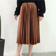 Load image into Gallery viewer, Danjeaner Spring 2019 Women Long Metallic Silver Maxi Pleated Skirt Midi Skirt High Waist Elascity Casual Party Skirt Vintage